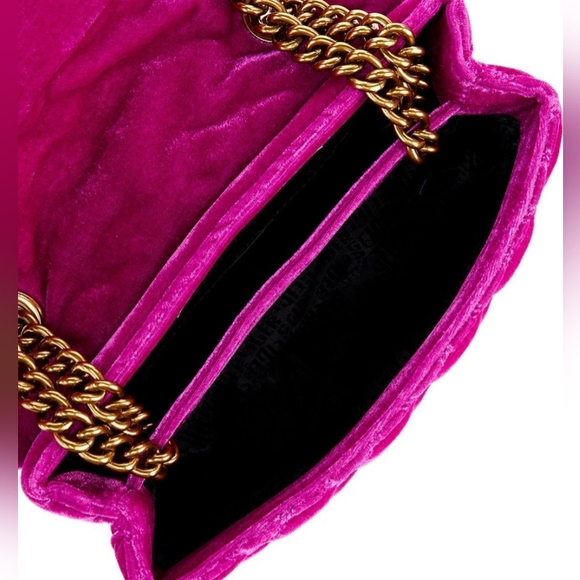 Kurt Geiger LondonKensington Quilted Velvet Medium Shoulder Bag - Picture 5 of 12